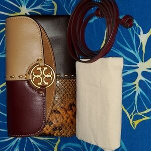Tory Burch Mixed Materials Wallet Crossbody